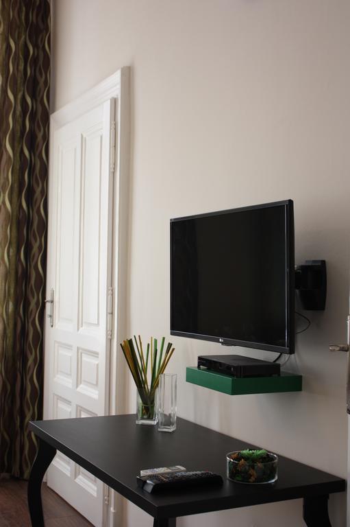 Walton Prime Apartment Budapest Bagian luar foto