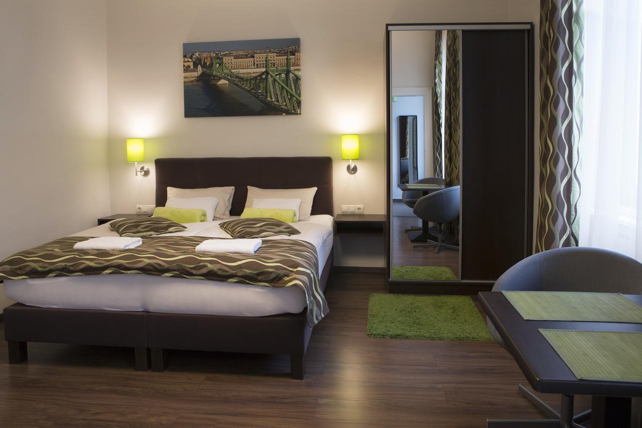 Walton Prime Apartment Budapest Bagian luar foto
